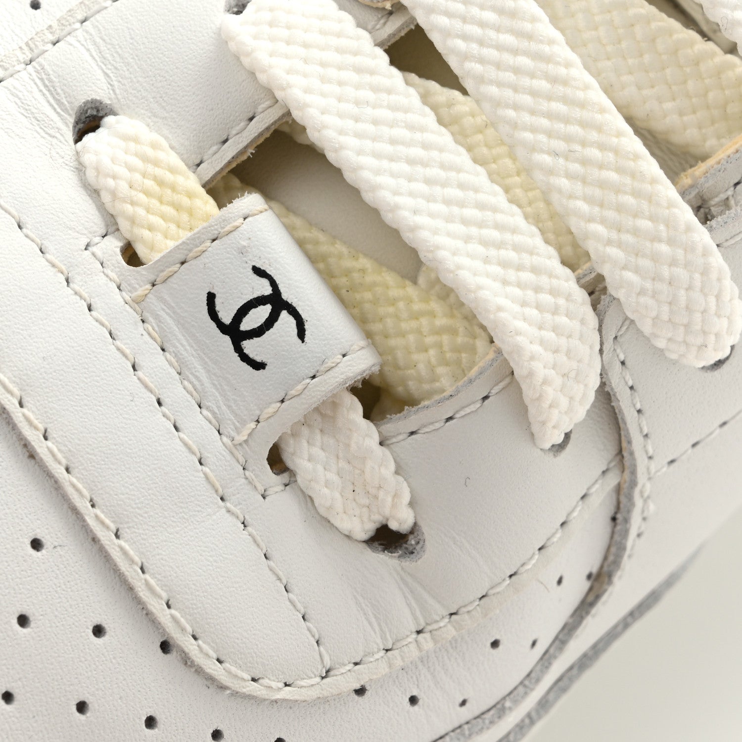 Chanel Calfskin CC Womens Sneakers 39.5 White 11 of 12