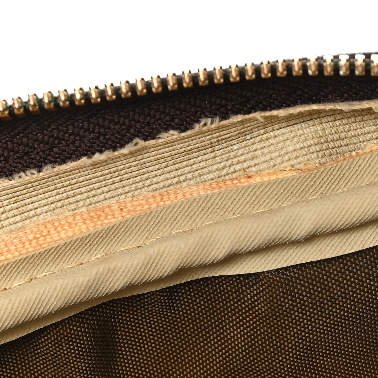 Louis Vuitton Monogram Evasion Sports Bag 10 of 11