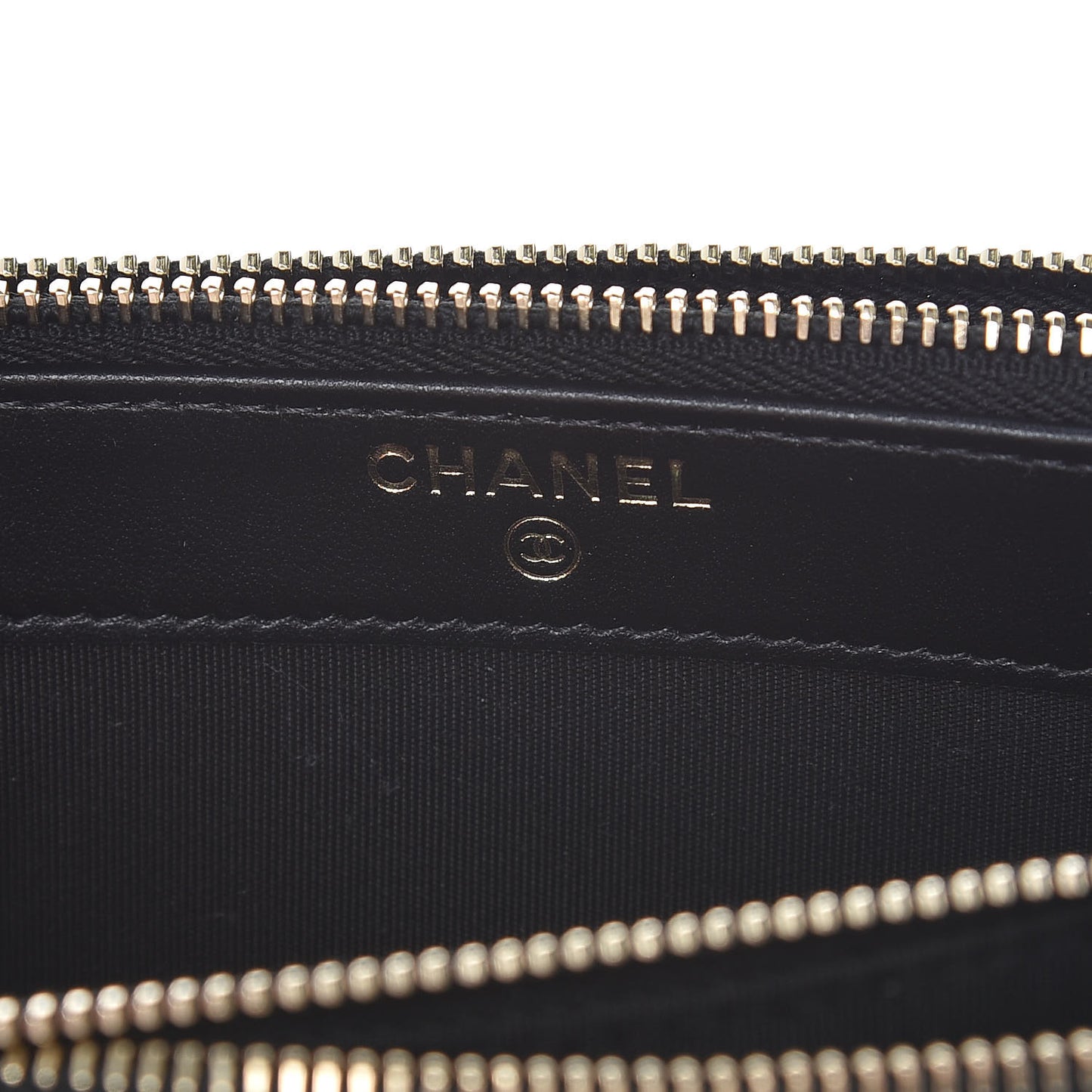Caviar Quilted CC Filigree Clutch With Chain Black