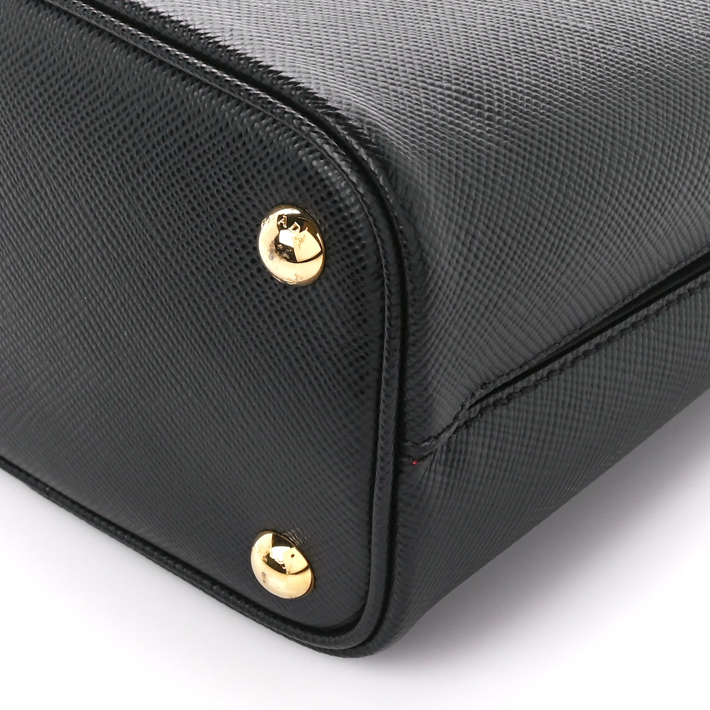 Saffiano Cuir Small Panier Bucket Bag Black Fuoco