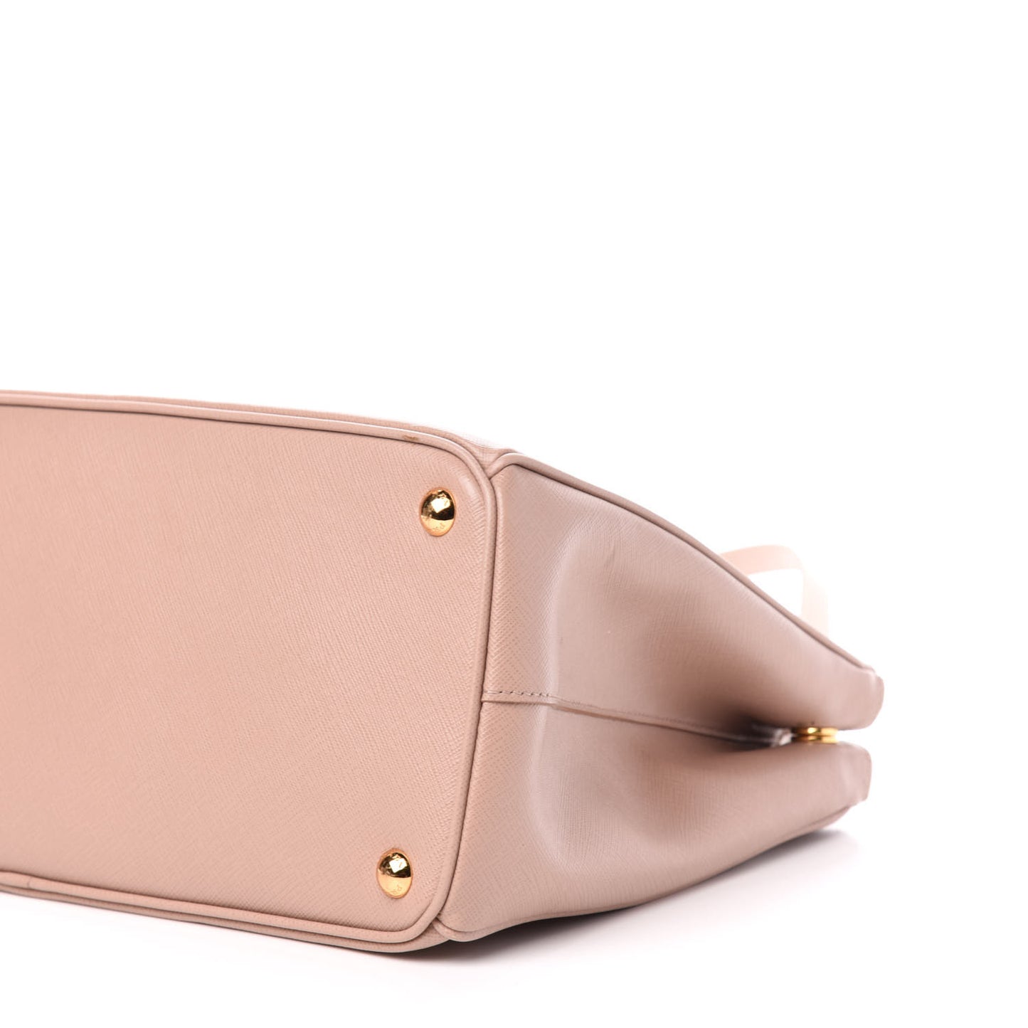 Saffiano Medium Galleria Double Zip Tote Cammeo