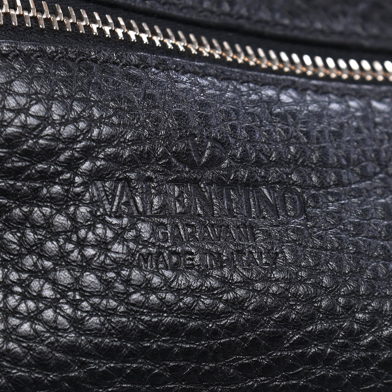 Valentino Garavani Pebbled Calfskin Medium Rockstud Tote Black 6 of 11