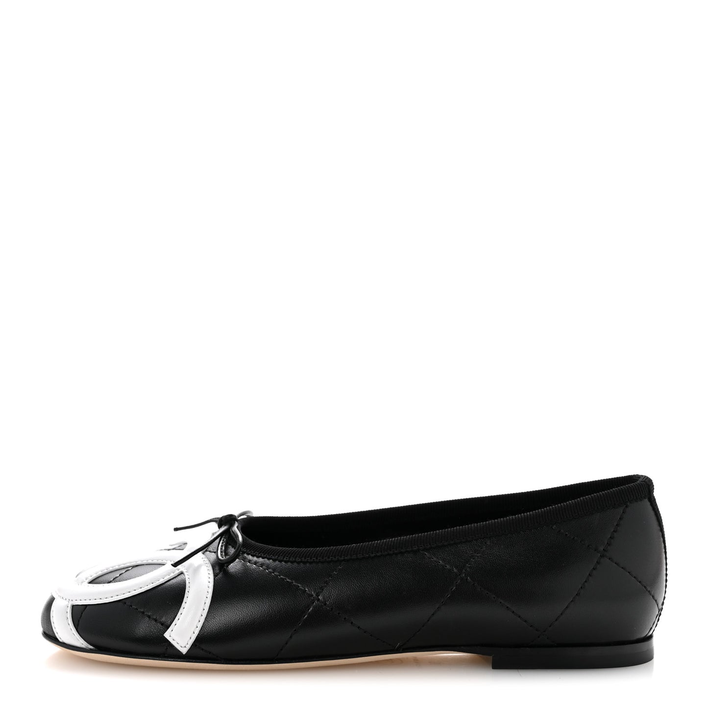 Lambskin Quilted CC Cambon Ballet Flats 36 Black White