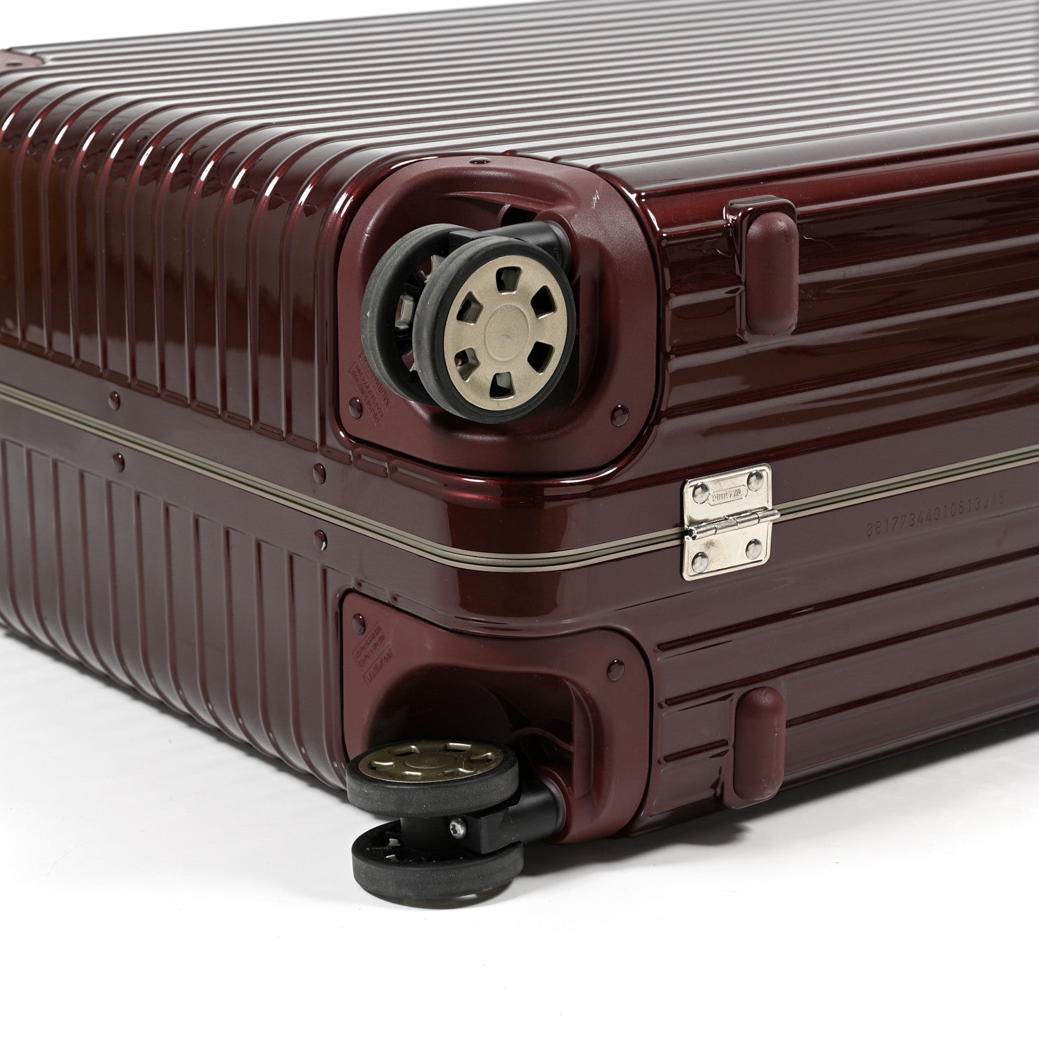 Rimowa Gloss Polycarbonate Aluminum Limbo 73 Carmona Red 1418548