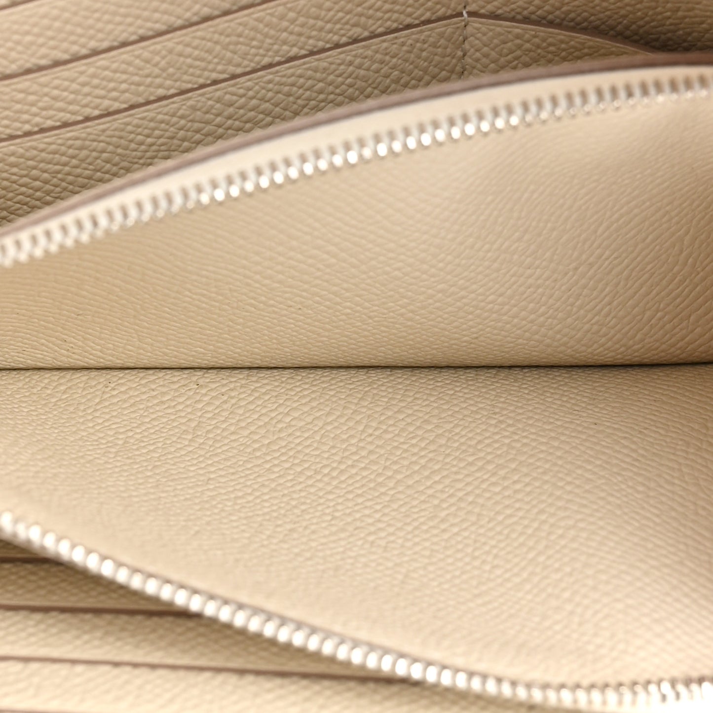 Epsom Constance Long Wallet Craie