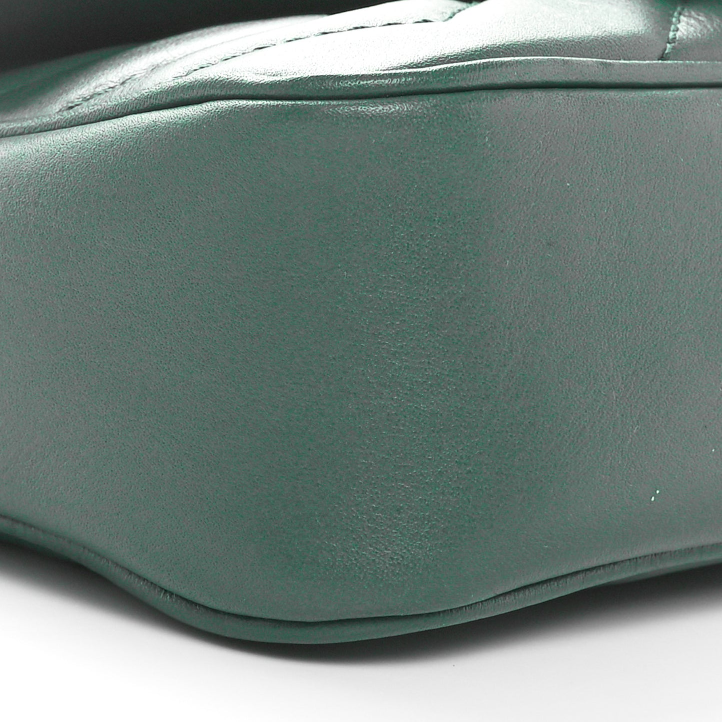 Calfskin Matelasse Super Mini GG Marmont Shoulder Bag Emerald Green