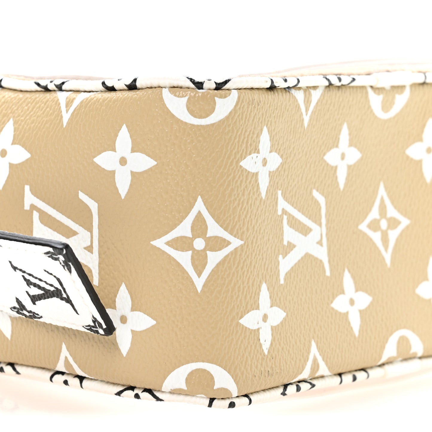 Monogram Giant Beach Pouch Kaki