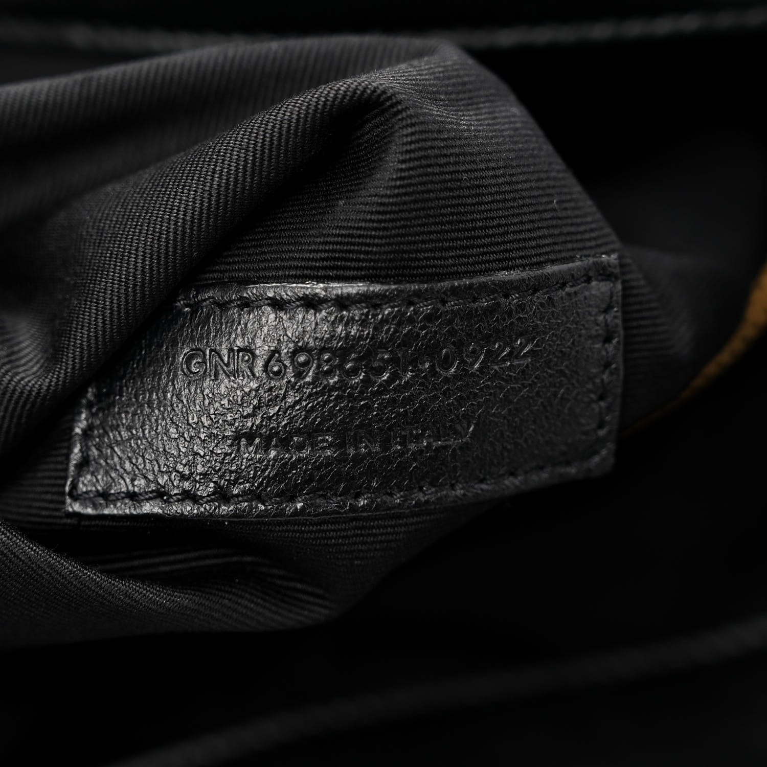 Saint Laurent Lambskin Quilted Maxi Icare Shopping Tote Black 7 of 10