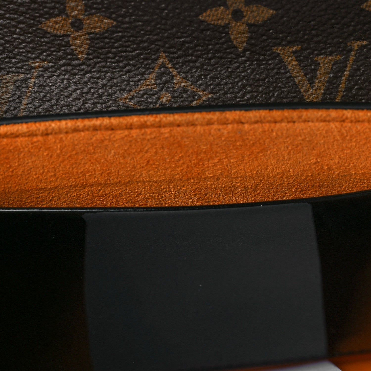 Louis Vuitton Vernis Epi Monogram Wynwood Black 6 of 8
