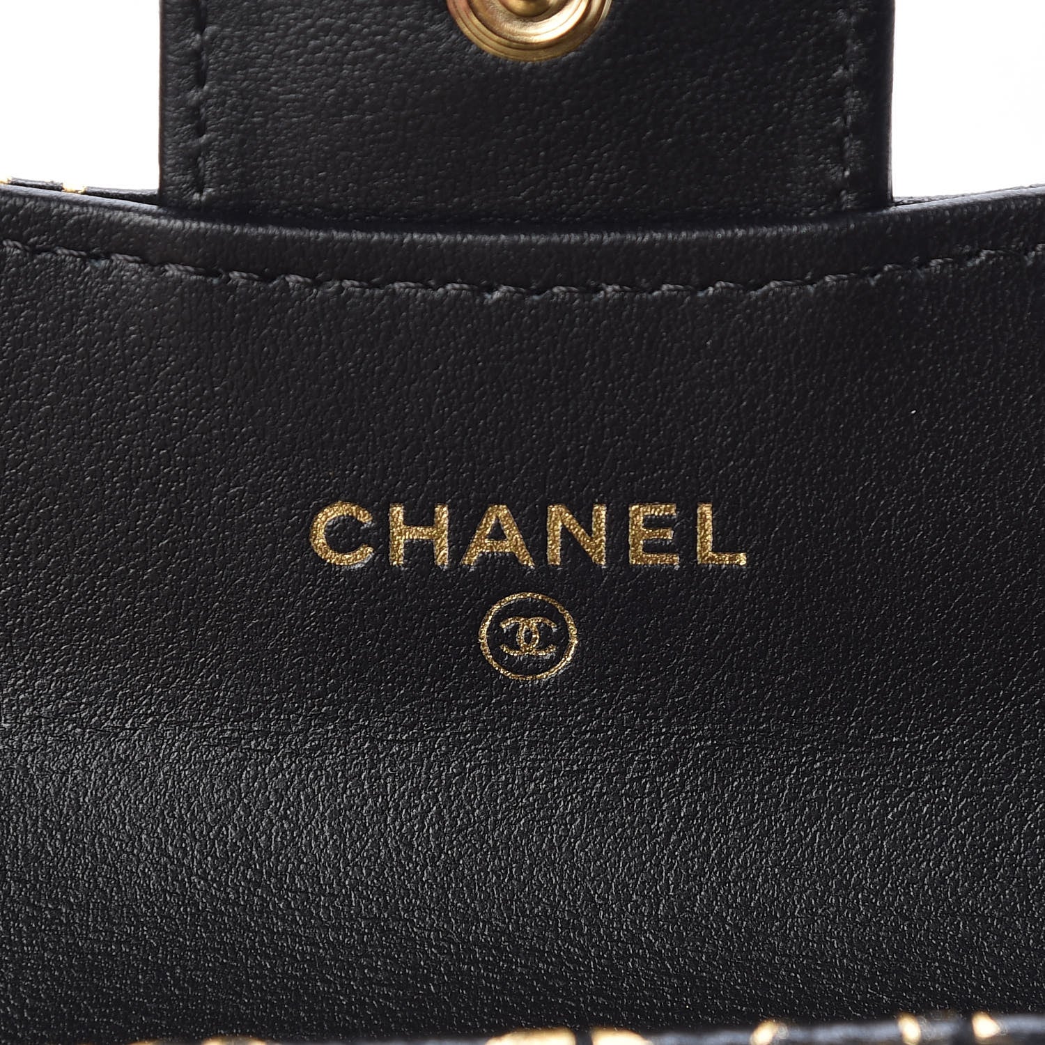 Chanel Calfskin Crocodile Embossed Graffiti 2.55 Cocodile Reissue Flap Card Holder Black Gold 6 of 9