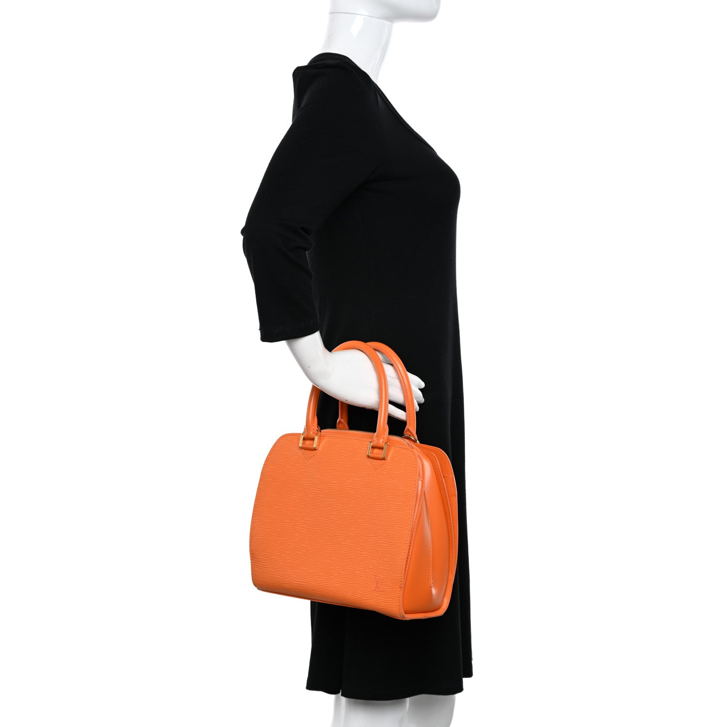 Louis Vuitton Epi Pont-Neuf Mandarin 2 of 14