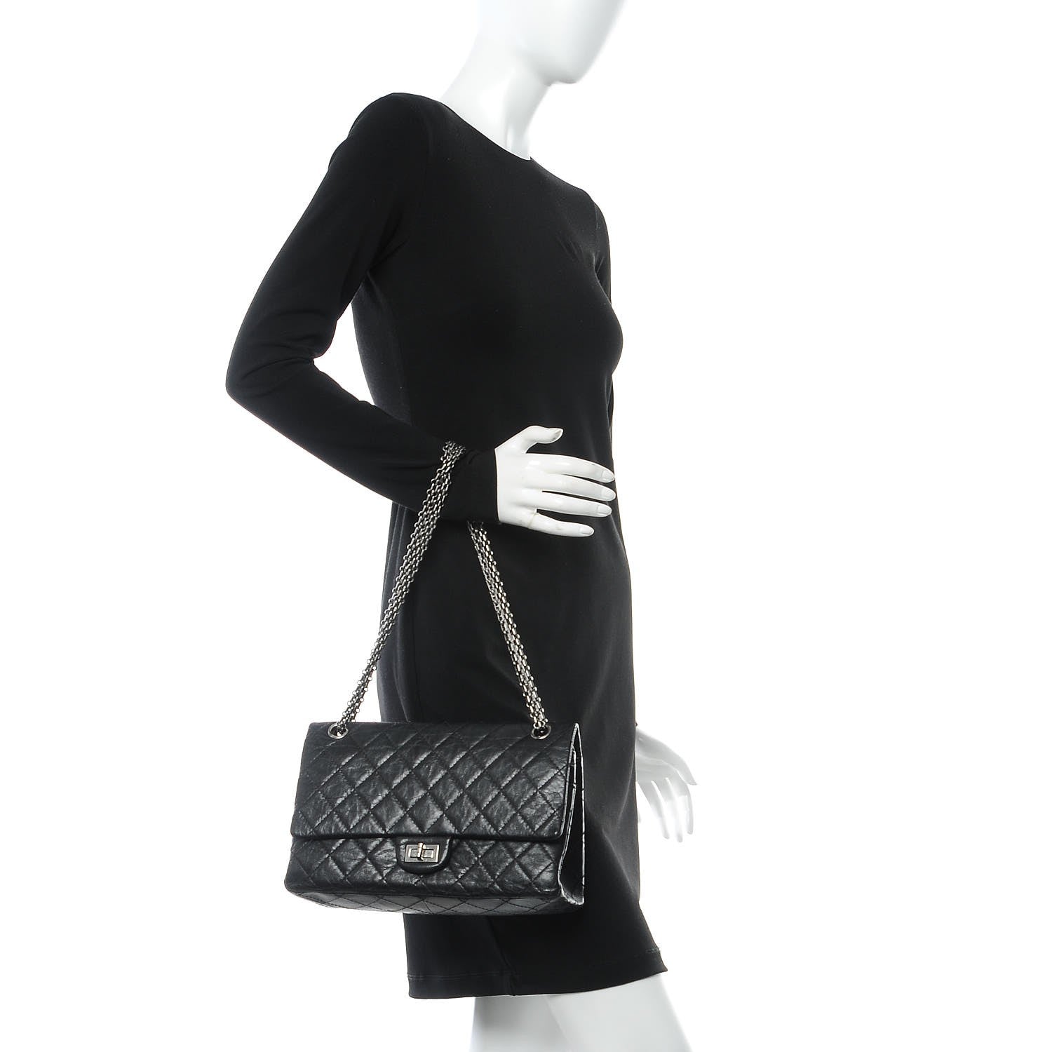 Chanel Aged Calfskin Quilted 2.55 Reissue 226 Flap Black 2 of 8