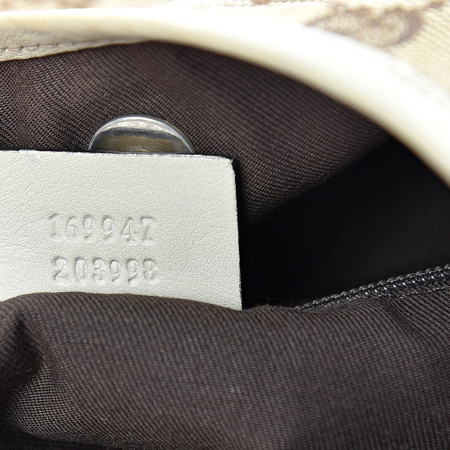 Monogram Medium New Britt Hobo Off White