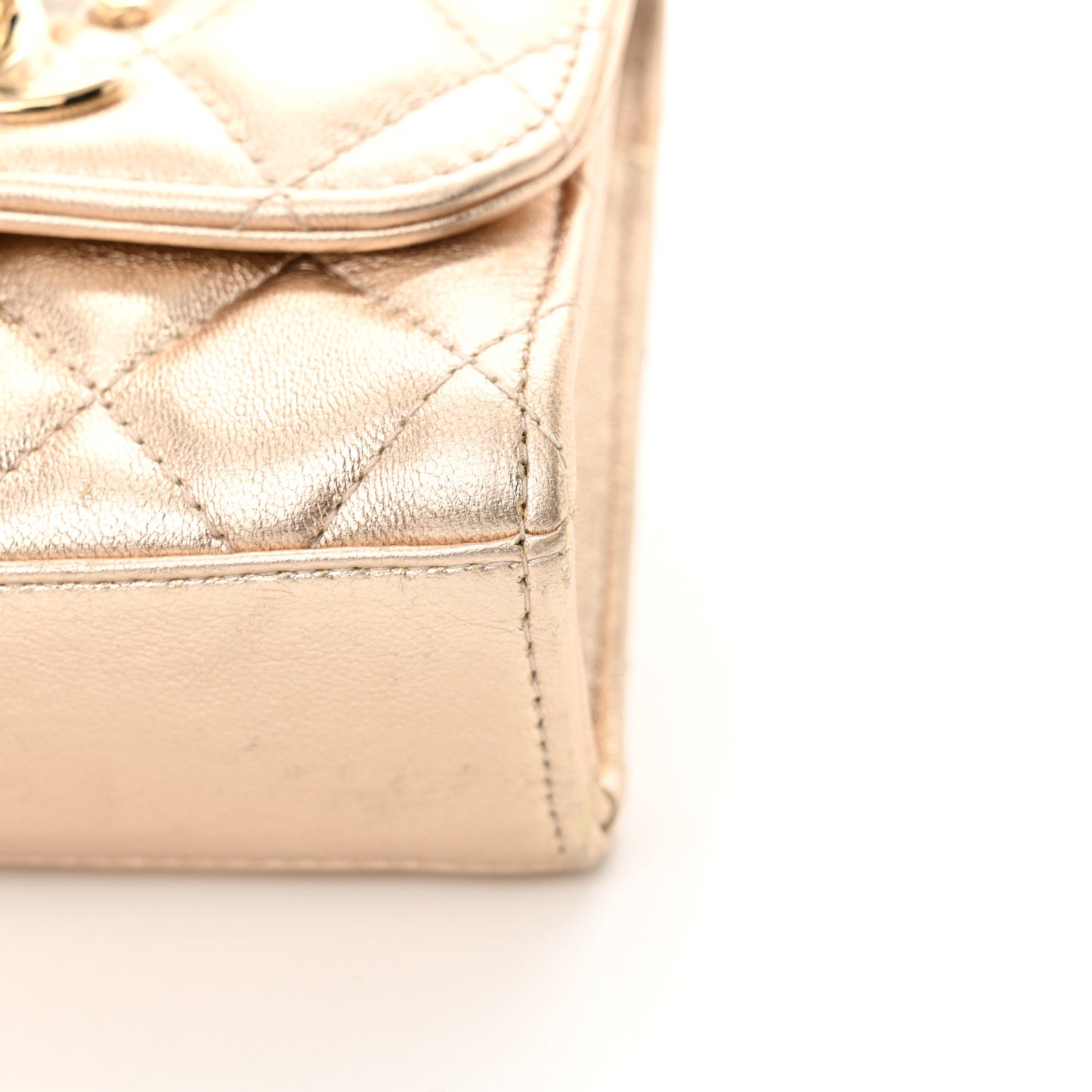 Metallic Lambskin Quilted Mini Trendy CC Clutch With Chain Gold