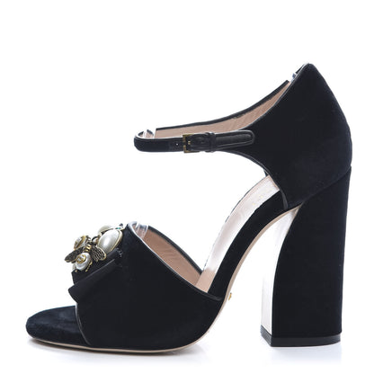 Gucci Velvet Pearl Bee Embellished Sandals 37.5 Black 1 of 8