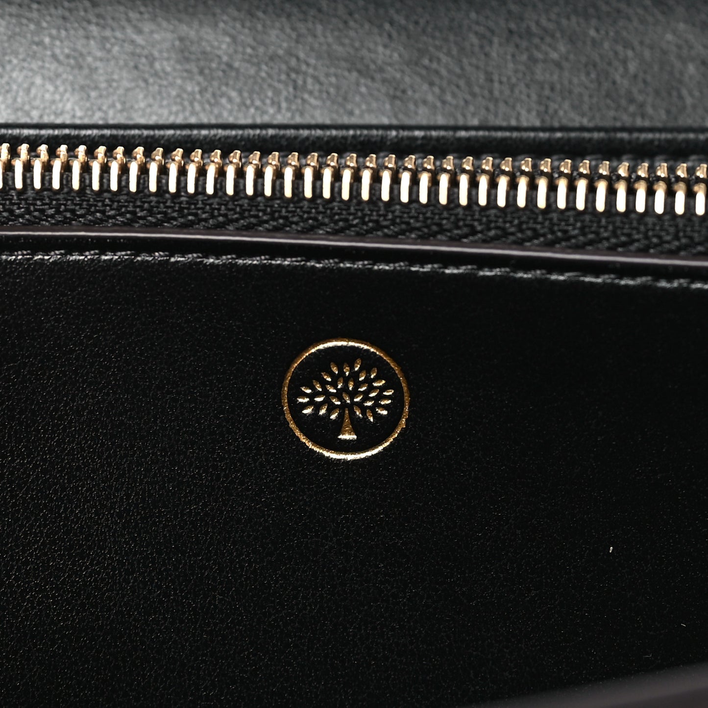 Heavy Grain Calfskin Continental Wallet Oxblood