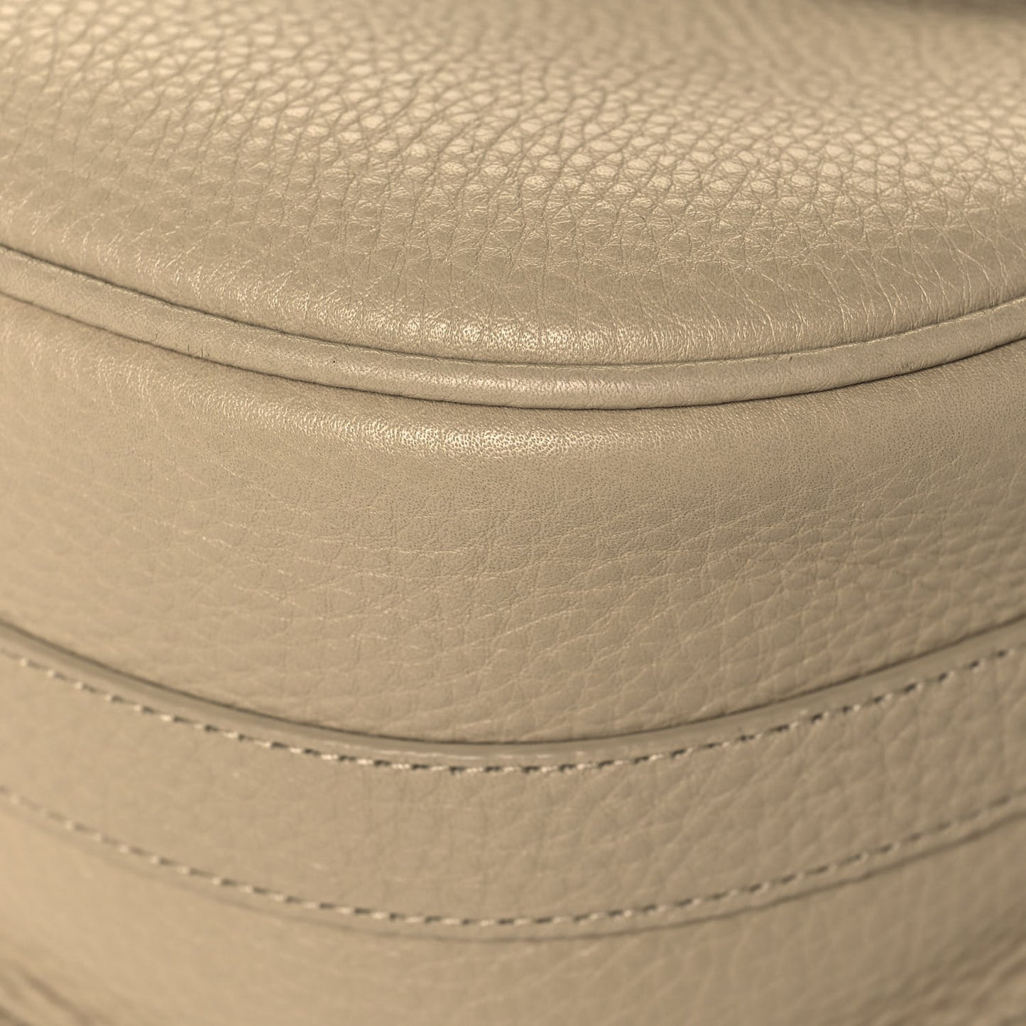 Grained Calfskin Large Bobby Flap Beige