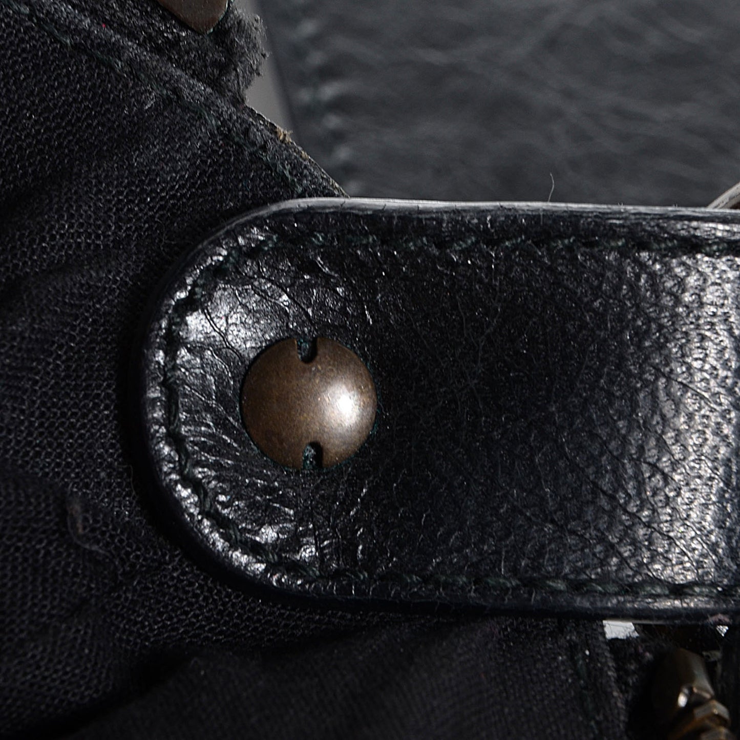 Agneau Classic Hardware Day Hobo Black