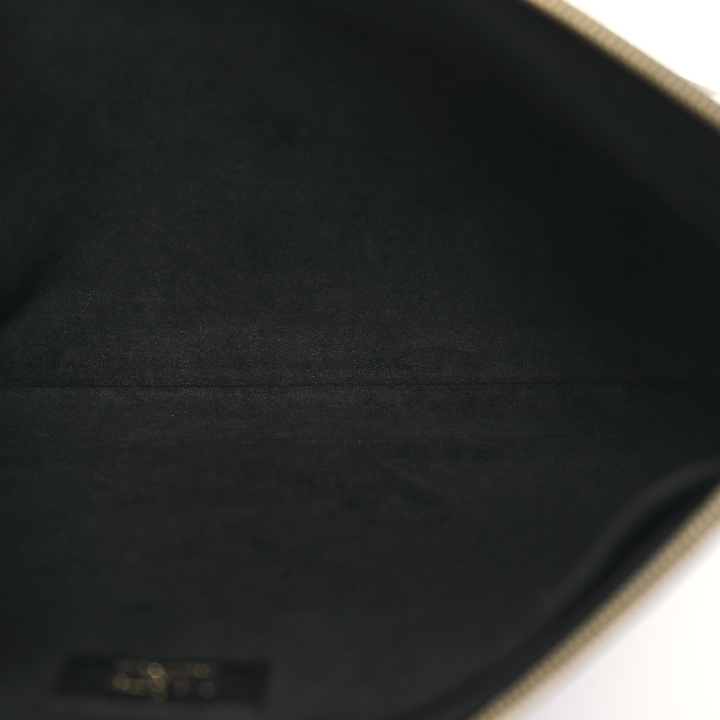 Monogram Daily Pouch Black