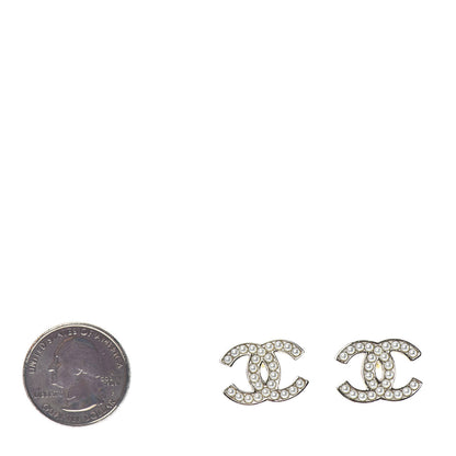 Chanel Pearl CC Earrings Gold 2 of 4
