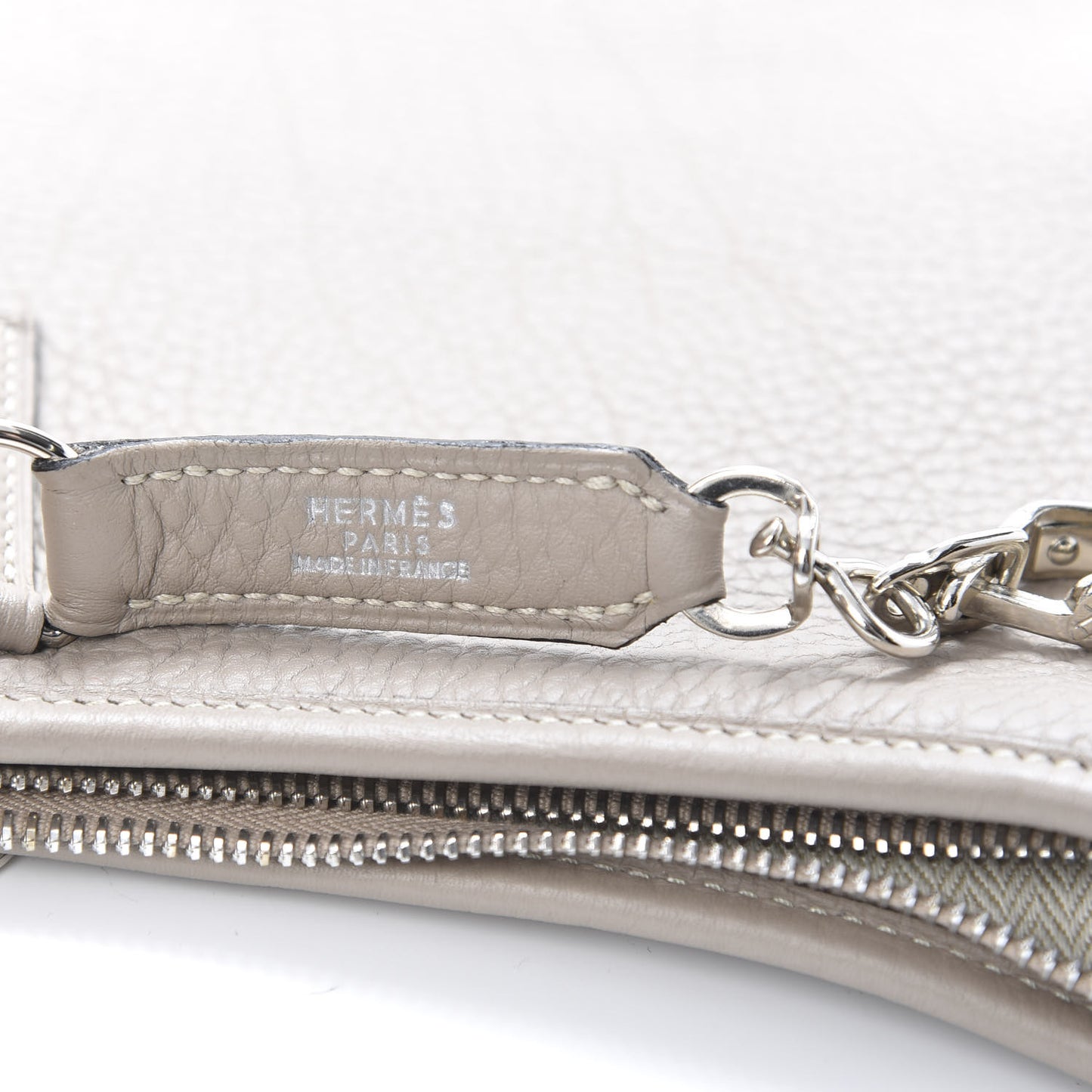Taurillon Clemence Trim II 35 Shoulder Bag Gris Tourterelle