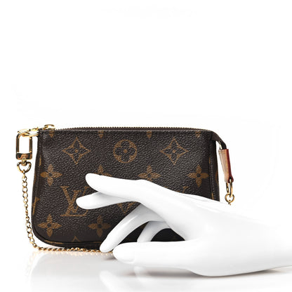 Louis Vuitton Monogram Mini Pochette Accessories 2 of 8