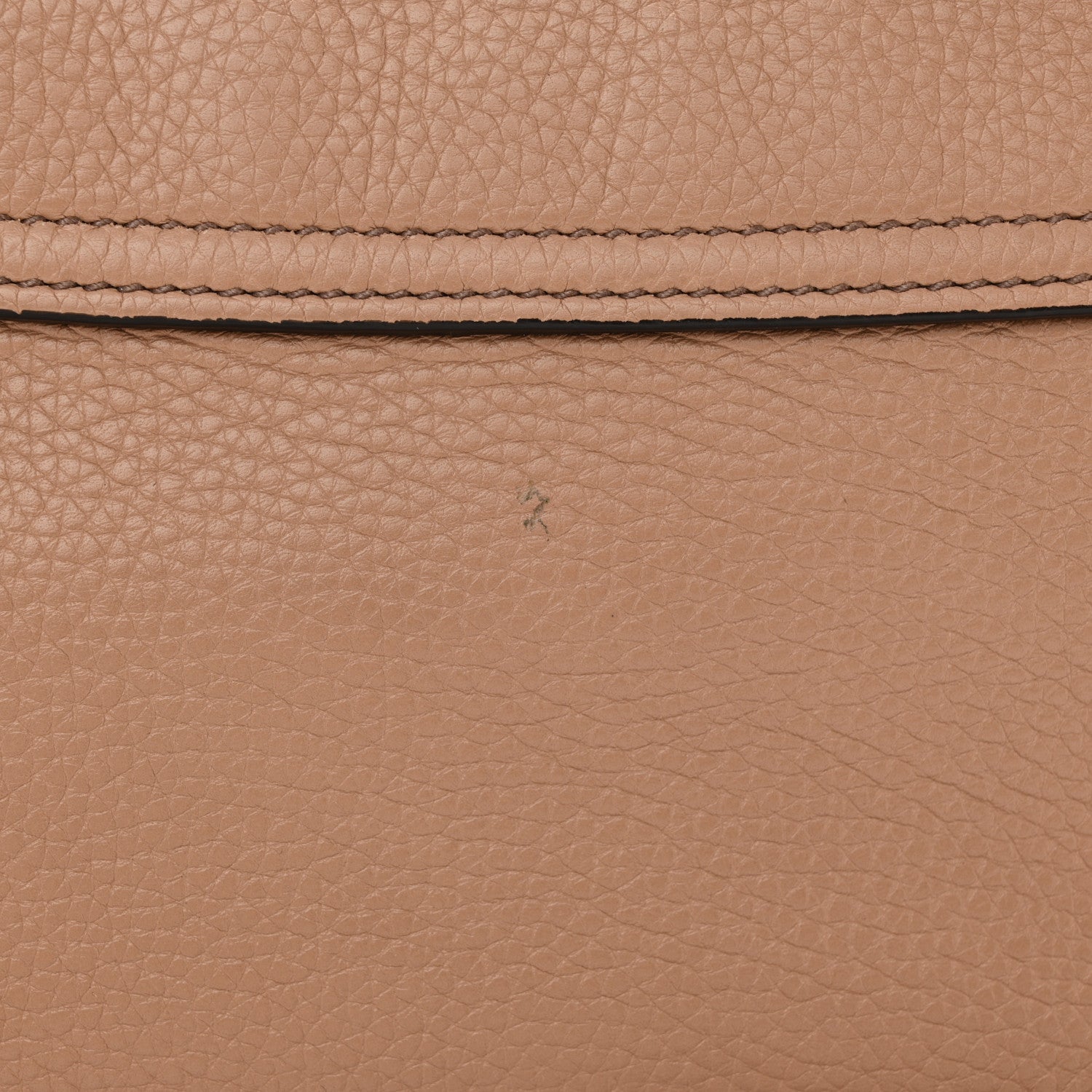 Gucci Pebbled Calfskin Medium Soho Flap Crossbody Camelia 11 of 11