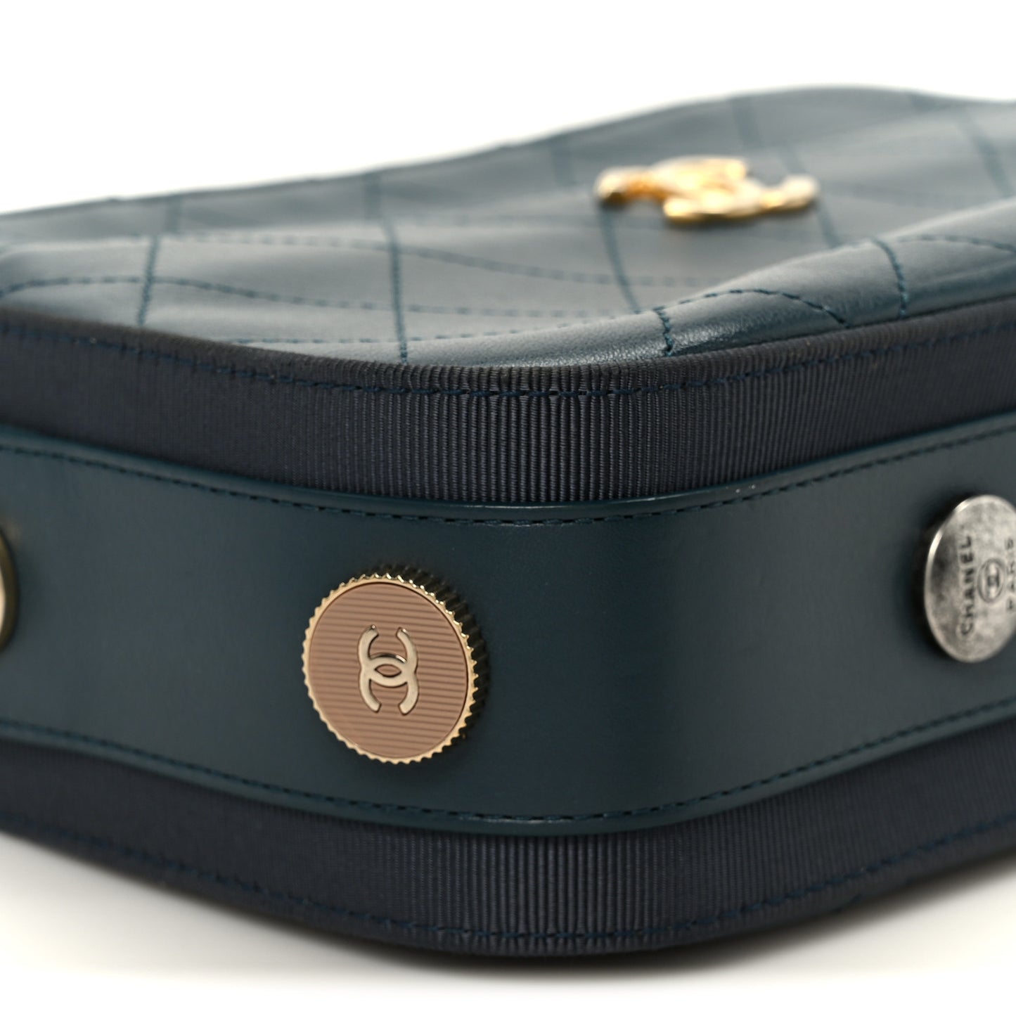 Calfskin Grosgrain Stitched Button Up Camera Case Green