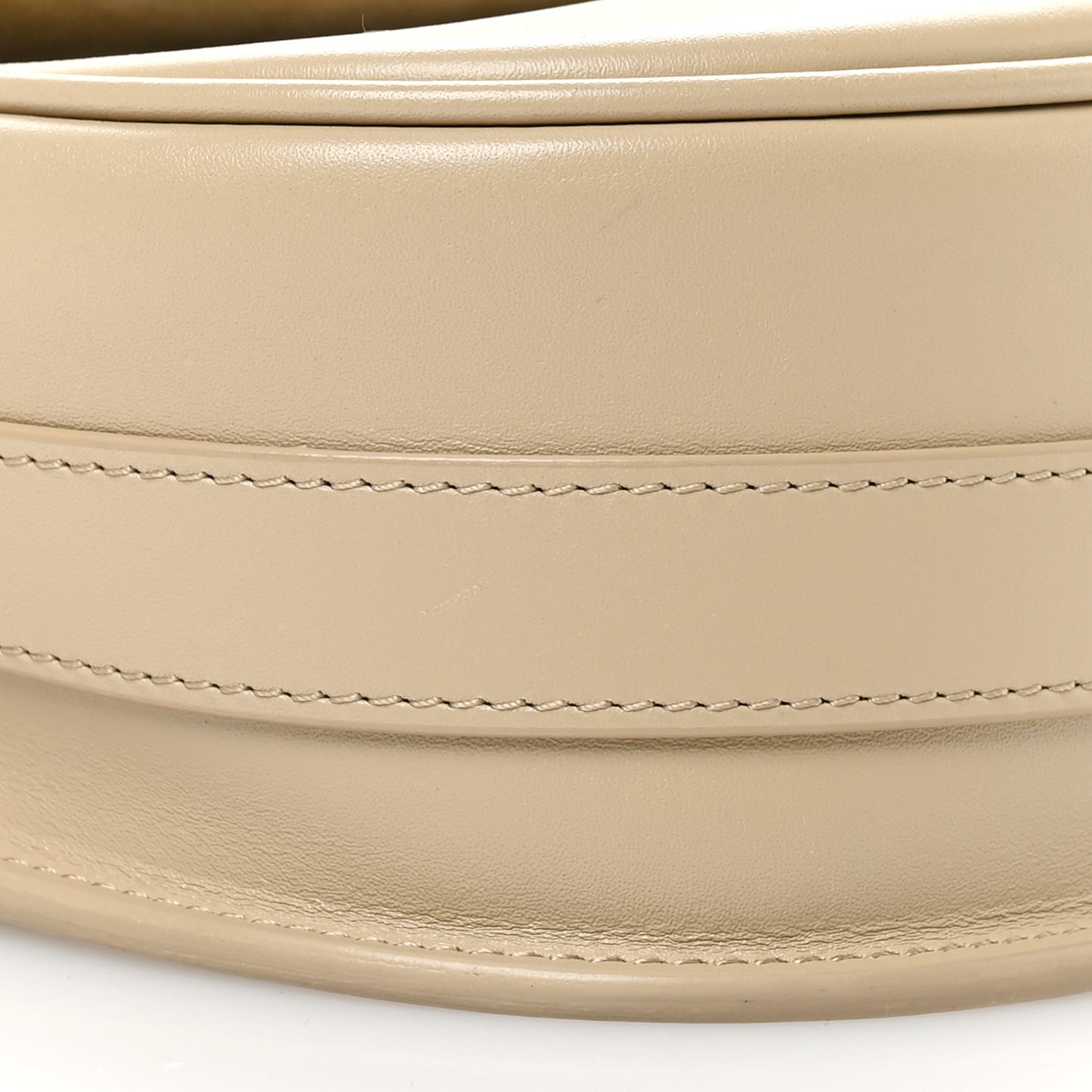 Box Calfskin Medium Bobby Flap Beige