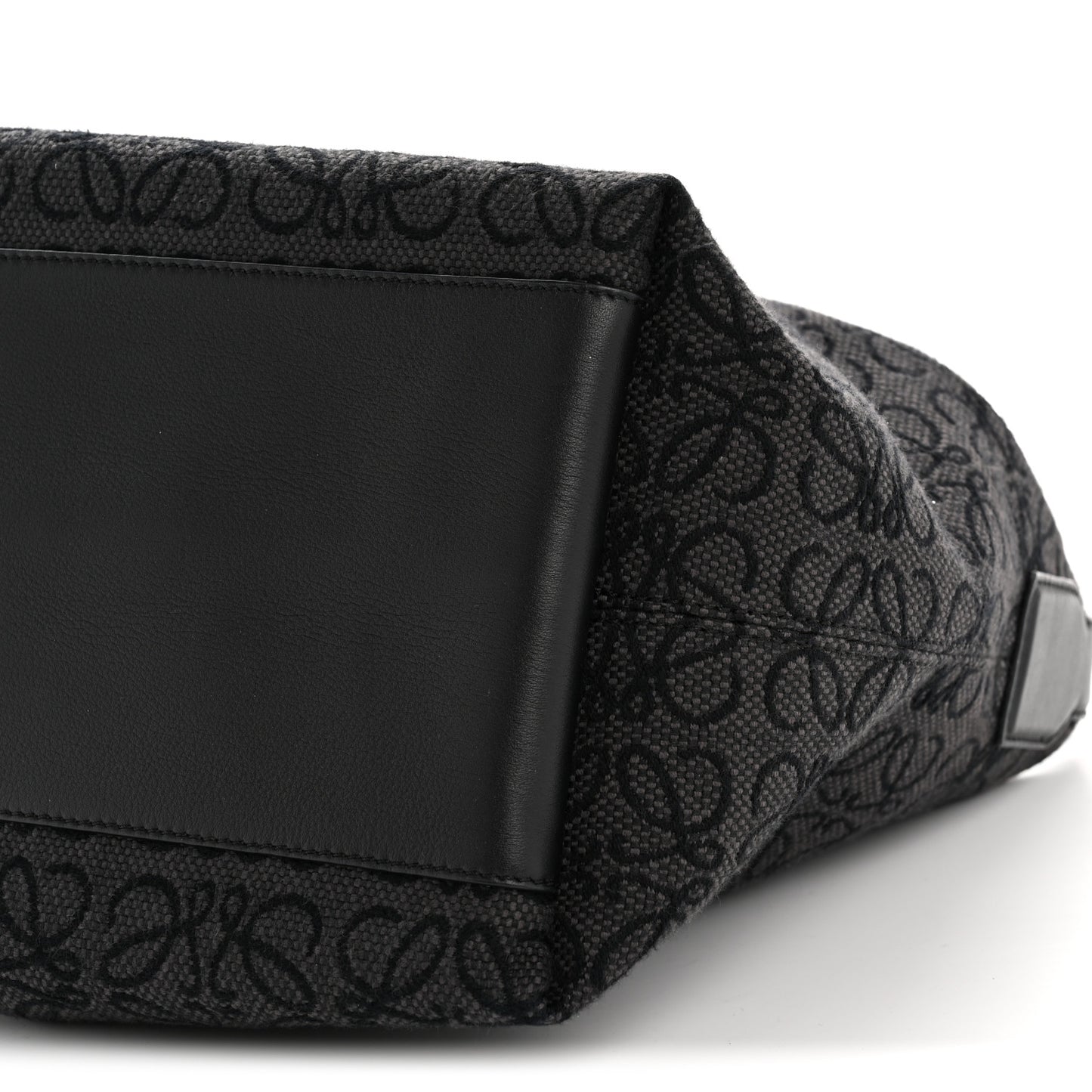 Jacquard Anagram Calfskin Medium Cubi Bag Anthracite Black