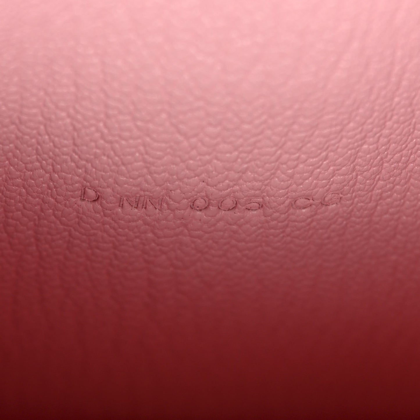 Chevre Mysore Clic 16 Wallet Rose Sakura