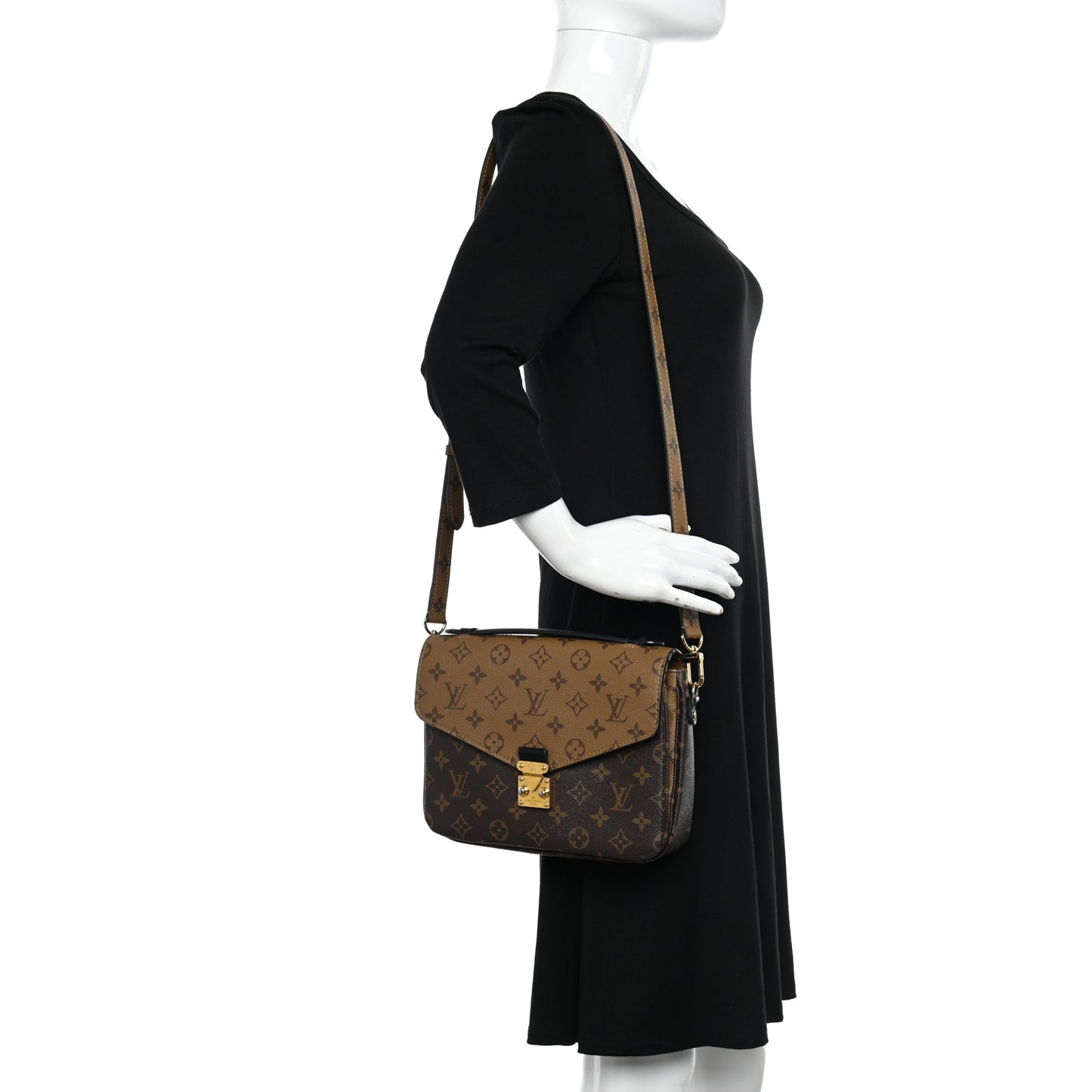 Reverse Monogram Pochette Metis