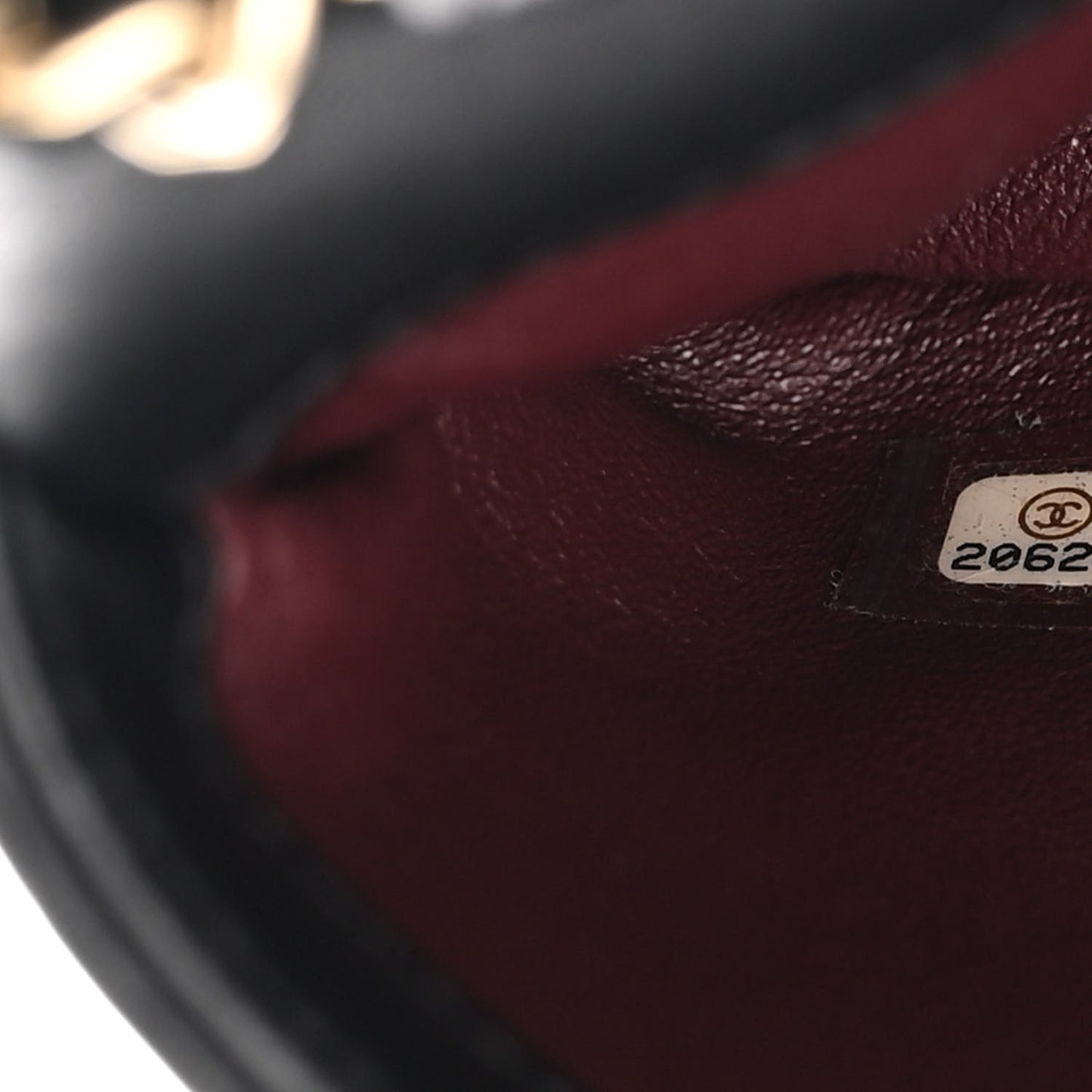 Lambskin Pearls Flap Black