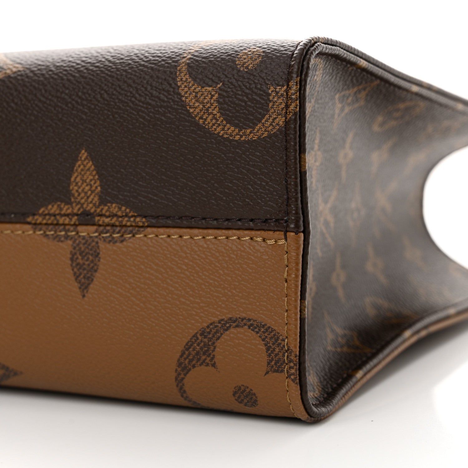 Louis Vuitton Reverse Monogram Giant Onthego PM 9 of 10