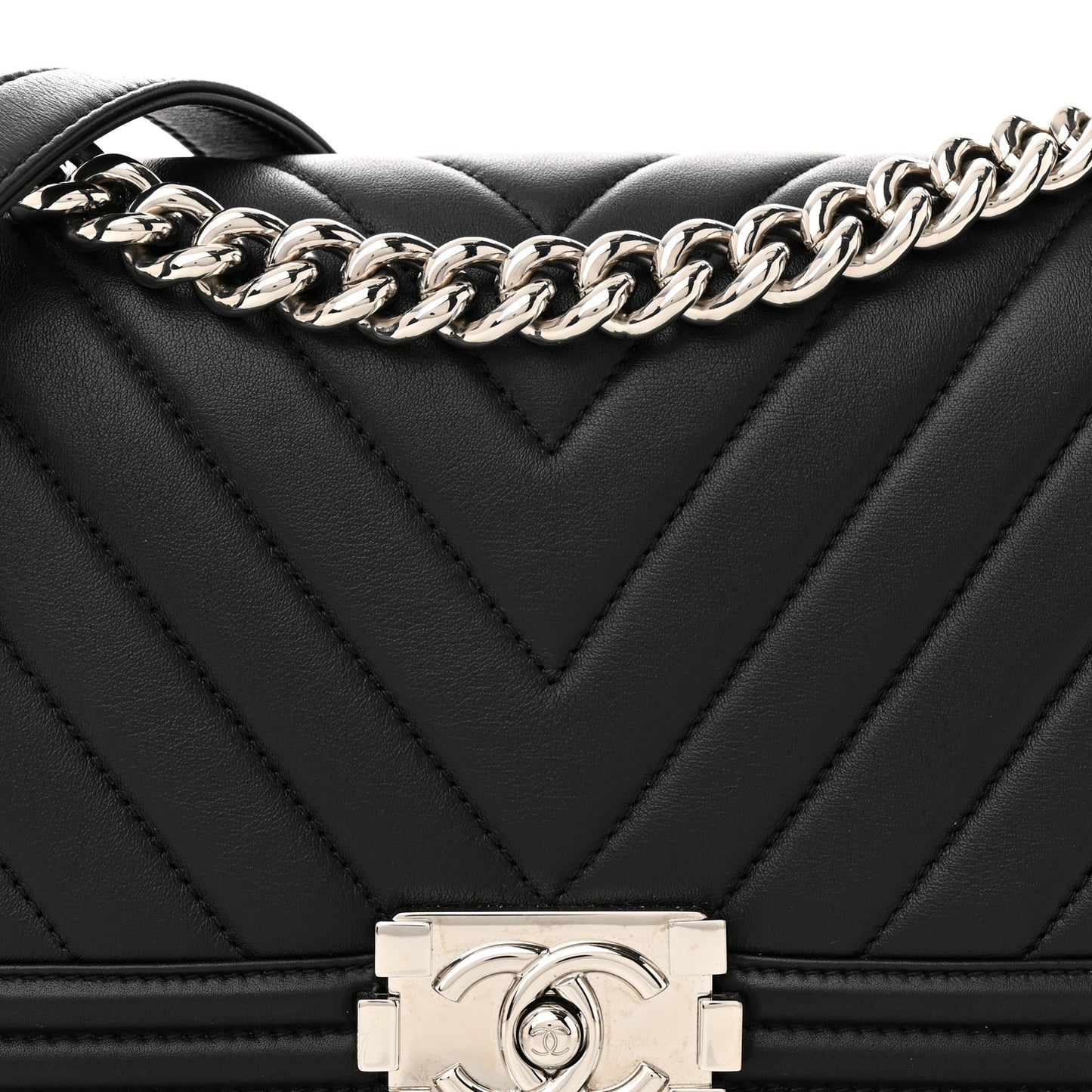 Calfskin Chevron Quilted Medium Boy Flap Black