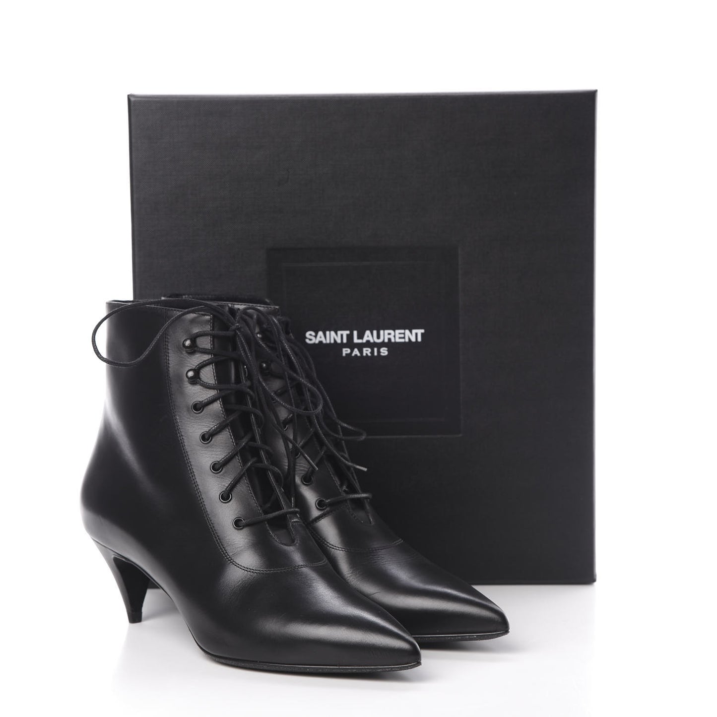 Calfskin Cat 50 Laced Boots 39 Black
