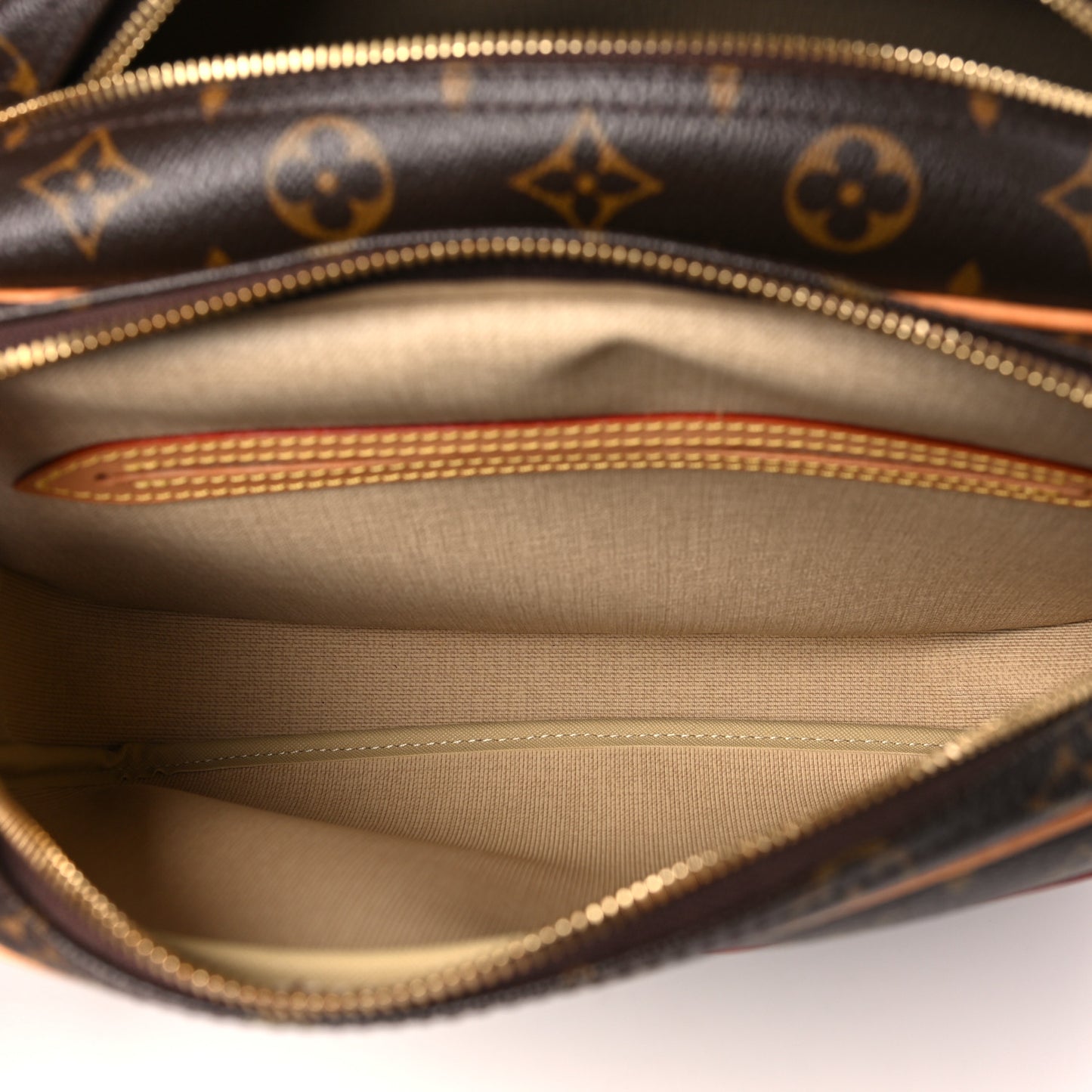 Monogram Reporter PM