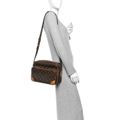 Louis Vuitton Monogram Nil 28 2 of 9