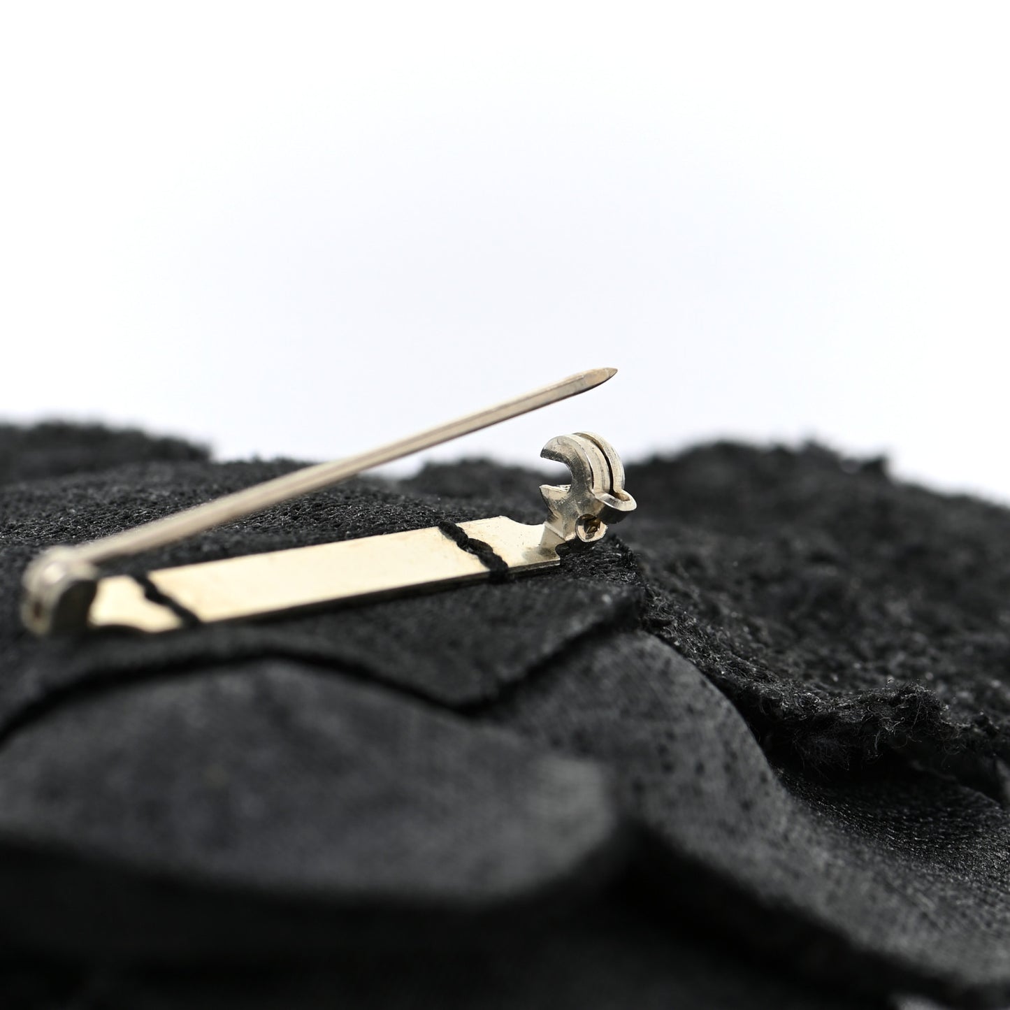 Tweed Camellia Pin Brooch Black