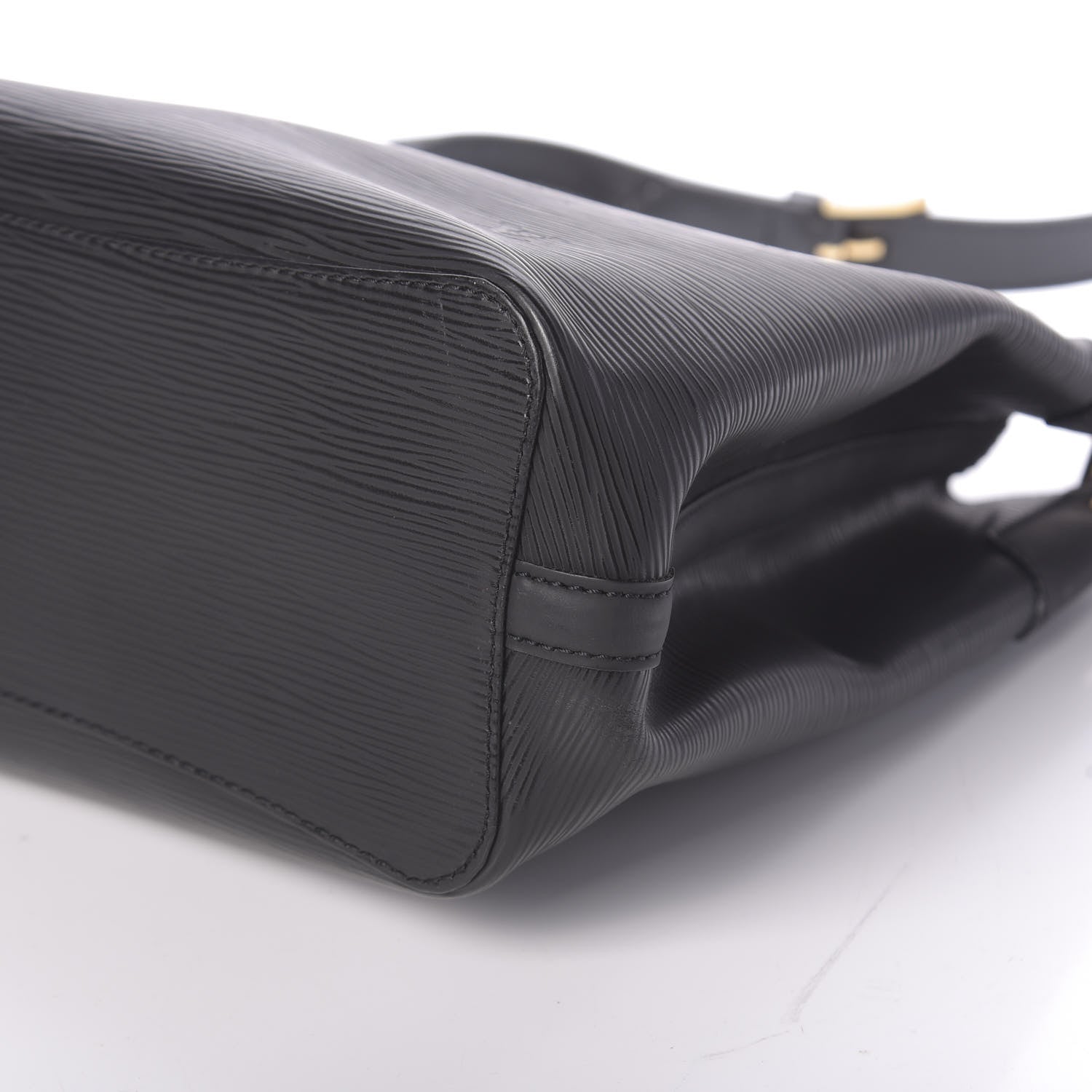 Louis Vuitton Epi Mandara MM Black 10 of 10