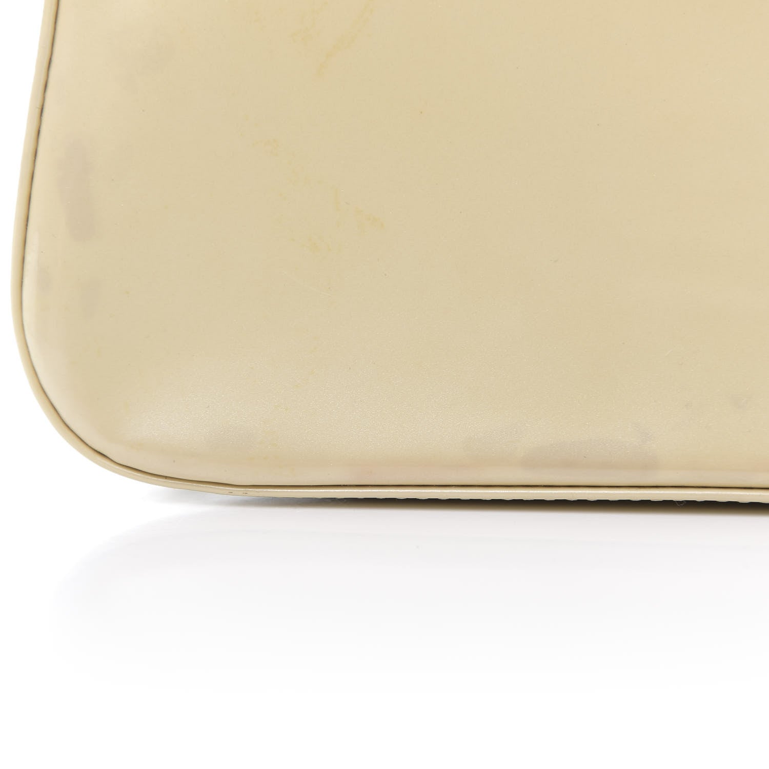 Louis Vuitton Patent Sobe Clutch Creme 10 of 13