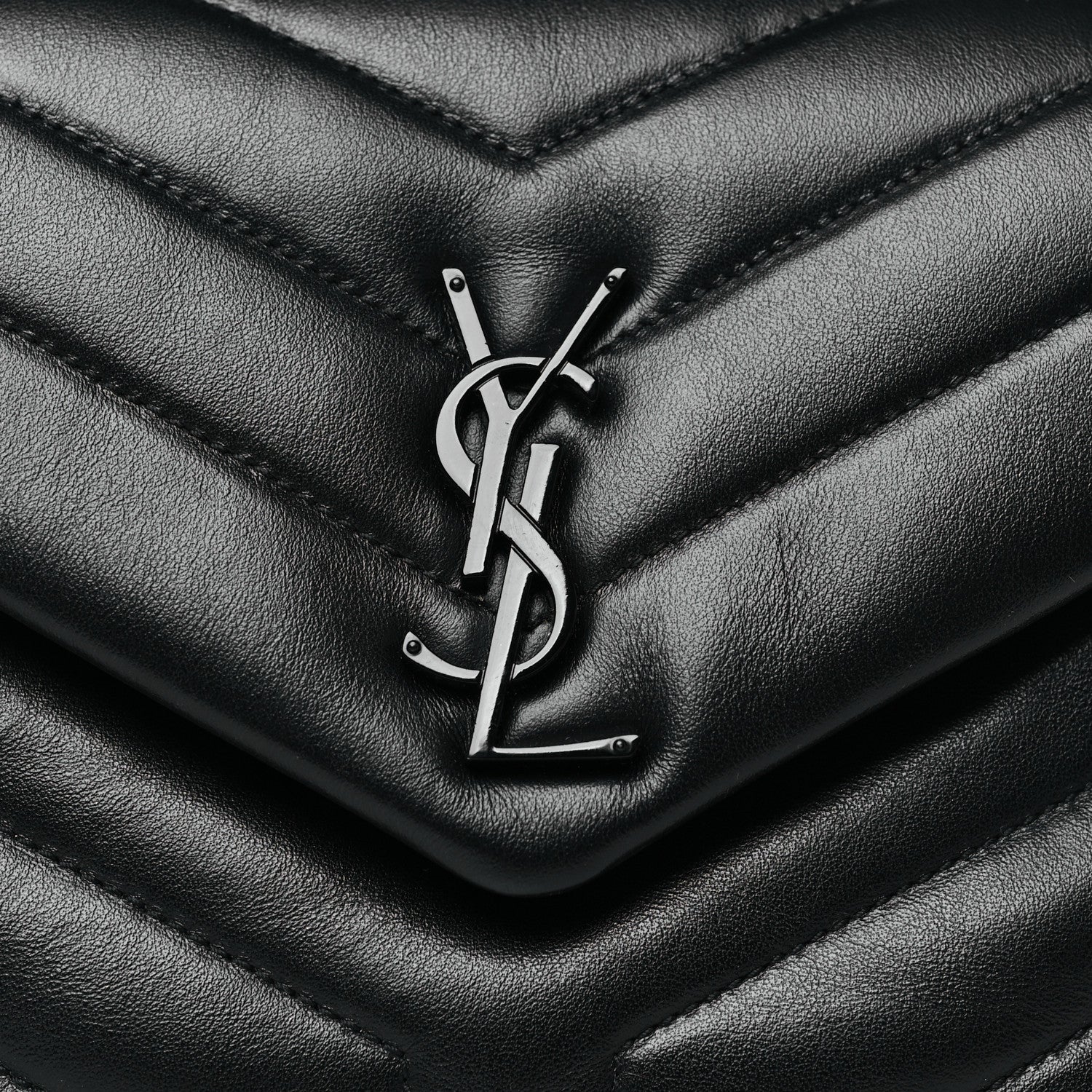 Saint Laurent Calfskin Y Quilted Monogram Monochrome Small Loulou Chain Satchel Black 8 of 10