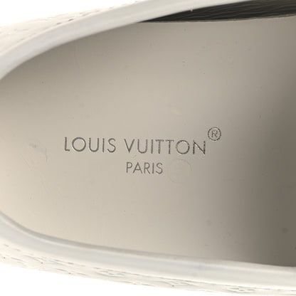 Louis Vuitton Soft Calfskin Mini Monogram Embossed Mens Hockenheim Moccasin Loafers 10 White 9 of 9
