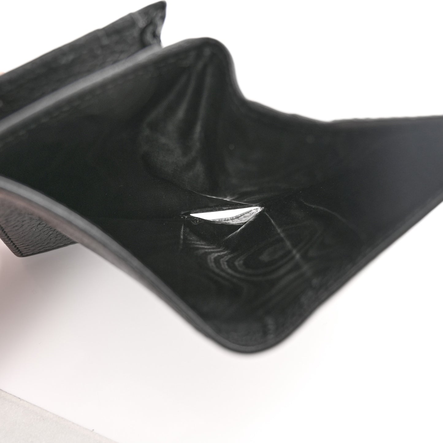 Pebbled Calfskin GG Marmont Card Case Black