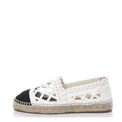 Chanel Woven Fabric Grosgrain CC Espadrilles 38 White Black 1 of 13