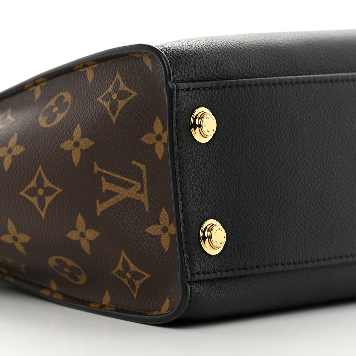 Calfskin Monogram On My Side PM Black