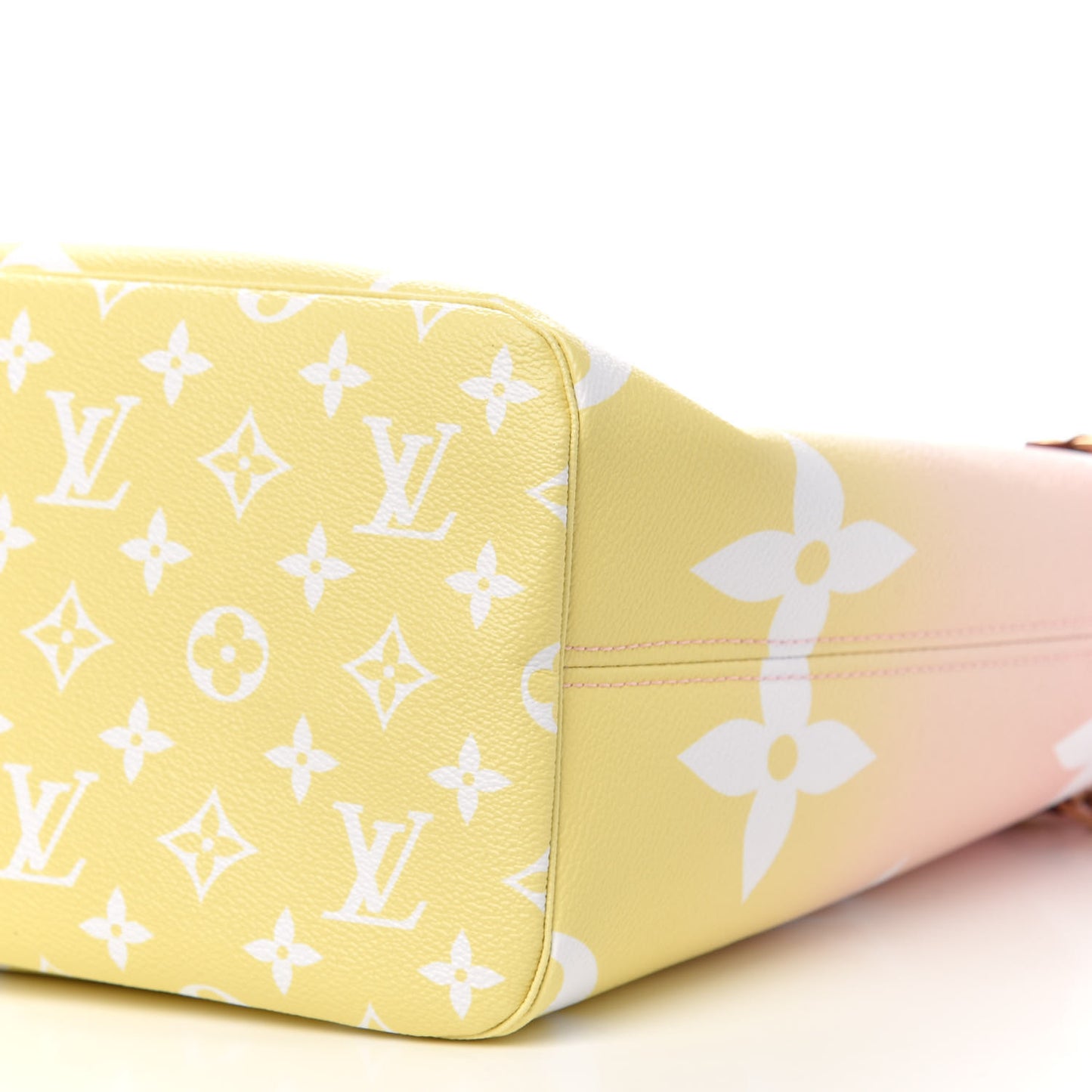 Monogram Giant By The Pool Neverfull MM Light Pink