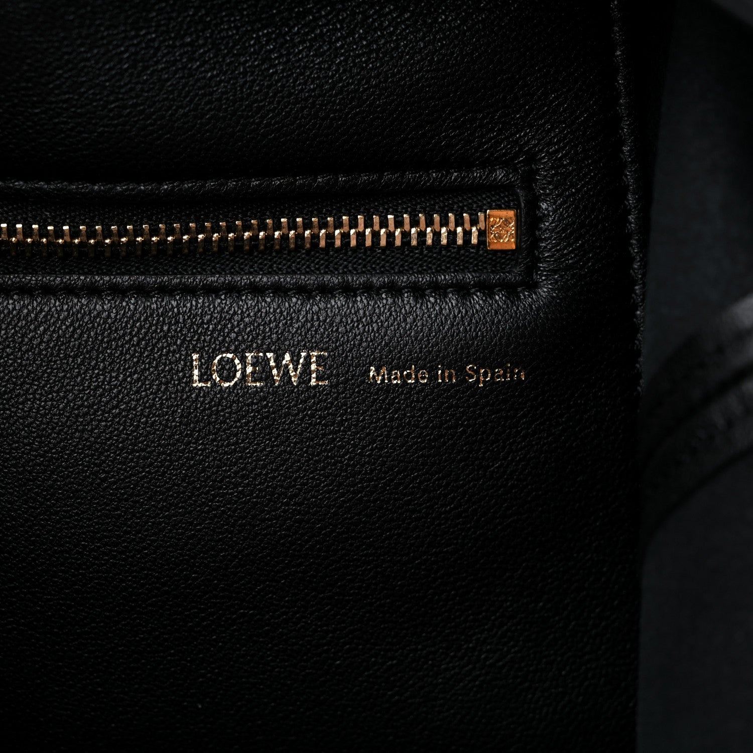 Loewe Nappa Small Squeeze Bag Black 6 of 8