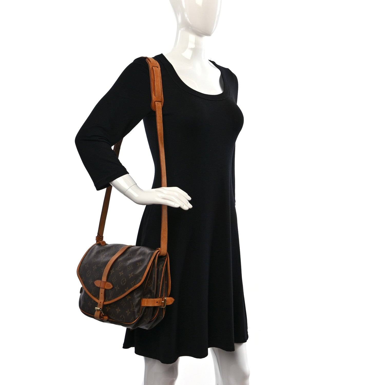 Louis Vuitton Monogram Saumur 30 2 of 18