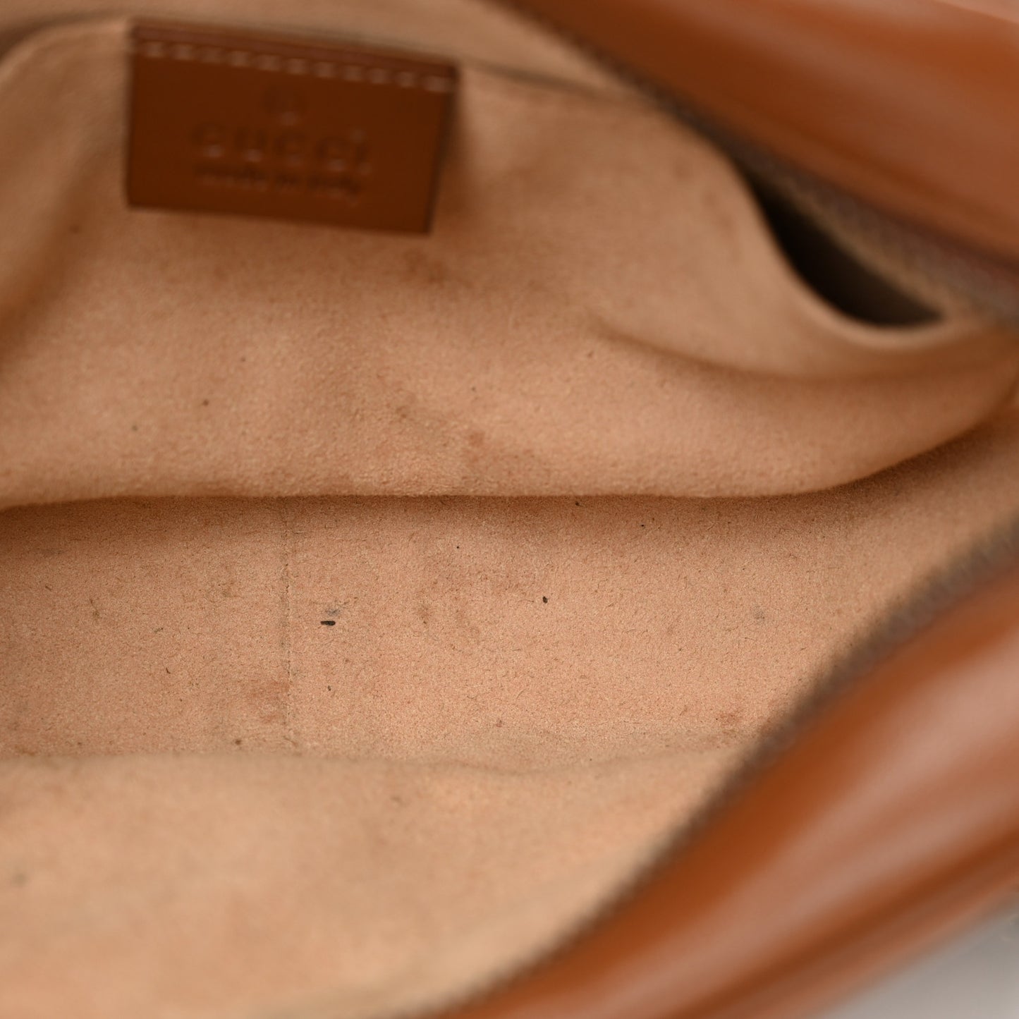Glazed Calfskin Matelasse Diagonal Mini GG Marmont Chain Shoulder Bag Cuir
